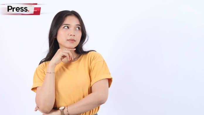 asian woman wondering if grammar wise women or woman is correct