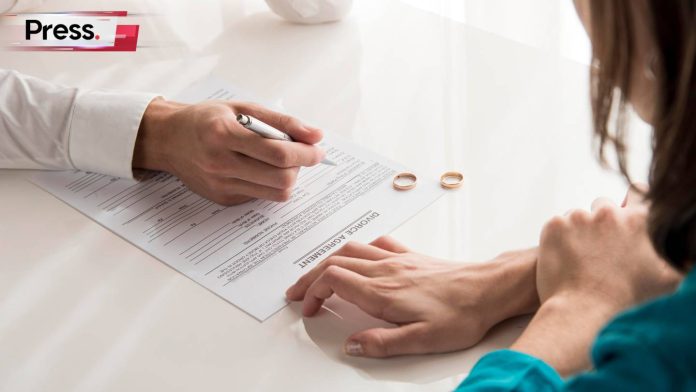 Malaysian couple filing a divorce