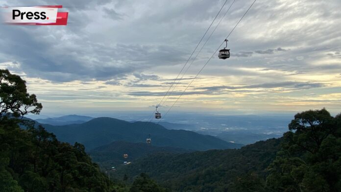 Photo of the cable car in Genting, one of the places you can enjoy when you visit Malaysia