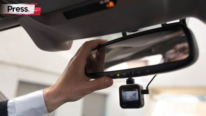 Photo of a driver doing gostan, aka reversing his car